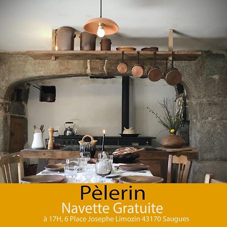 Chambres Et Tables D'Hotes - Les Ateliers De Pontajou - Pelerin Navette Gratuite A Saugues Venteuges Exterior photo